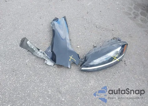 2019 Volkswagen Golf 1.4T S/1.4T Se z USA, uszkodzony, nr VIN 3VWG57AU1KM020880